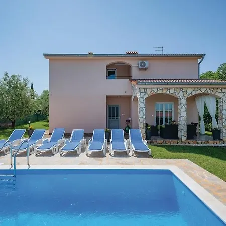 House Verica With Pool Rosini