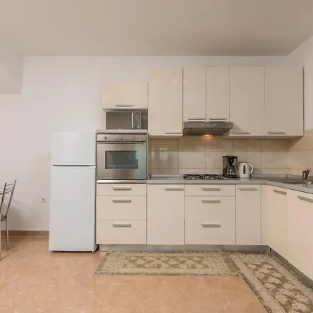 House Verica With Pool Holiday home Rosini