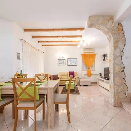 House Verica With Pool Holiday home *